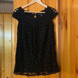 Eyelet Boat Neck Cap Sleeve Top